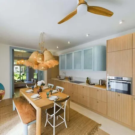 Baltica With Parking & Patio In By Renters * Σόποτ