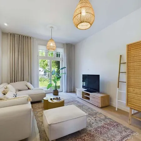 Baltica With Parking & Patio In By Renters *