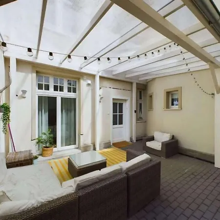 Baltica With Parking & Patio In By Renters Διαμέρισμα